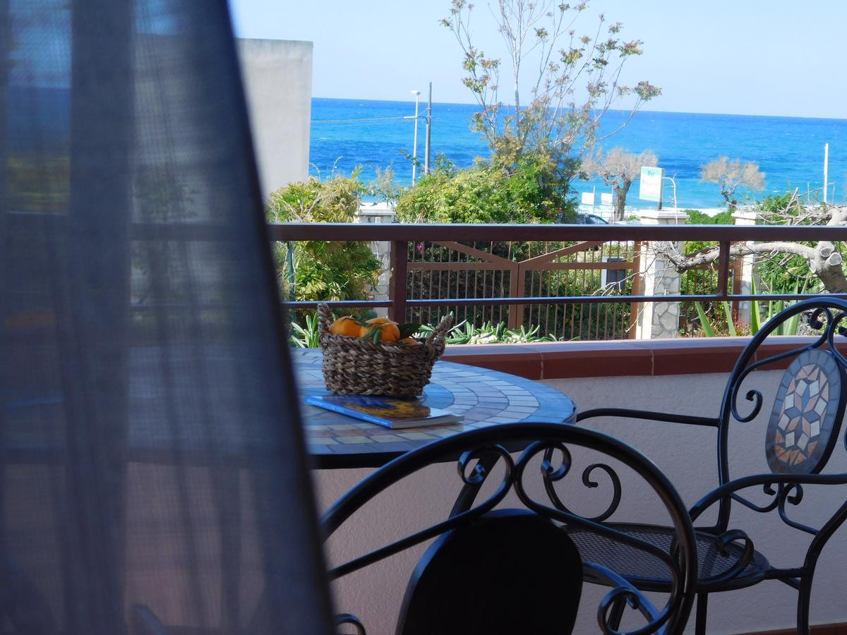 Stella Marina Sea & Sun Bed and Breakfast Cefalù Εξωτερικό φωτογραφία